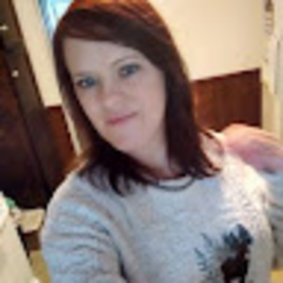 Meet your Posher, Mindy - Picture 1 of 1